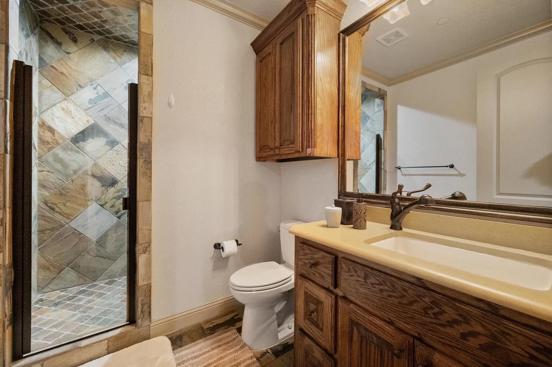 Photo of 103 Oak Grove Lane