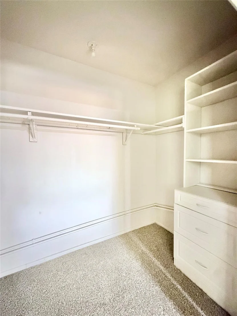 Photo of 2248 Crescent Drive