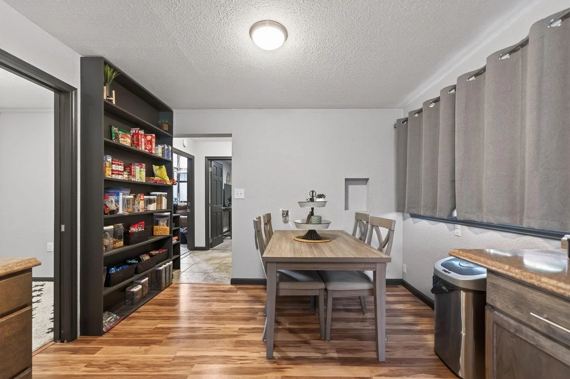Photo of 6938 County Road 3512