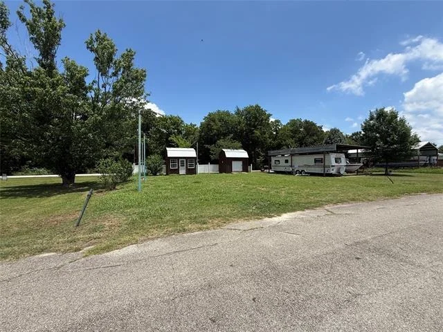 Photo of Unit LOT16 at 935 Blue Heron Way