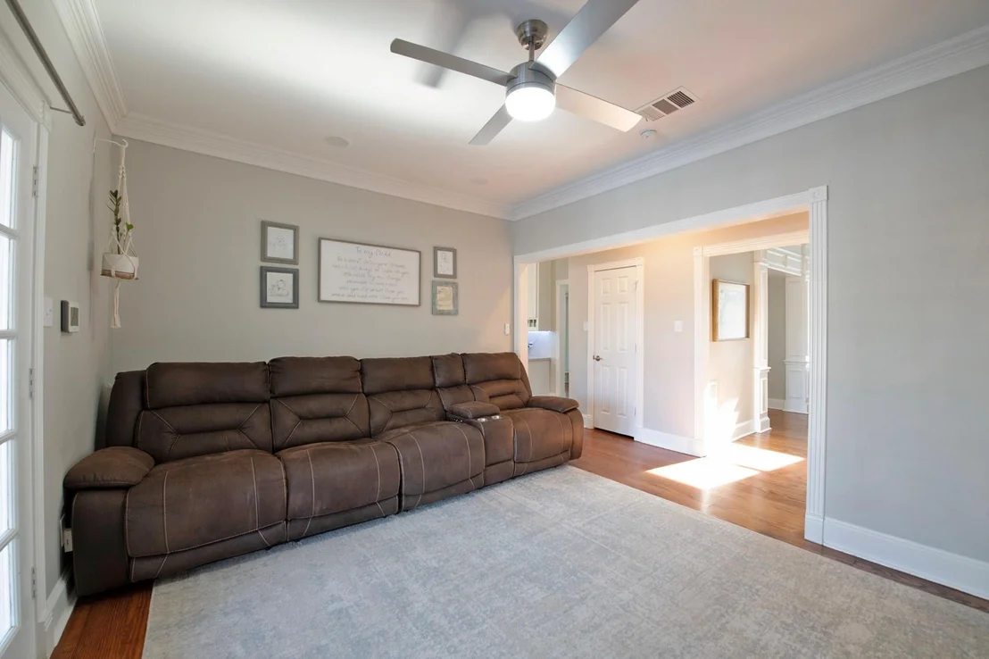 Photo of 405 Chippendale Drive