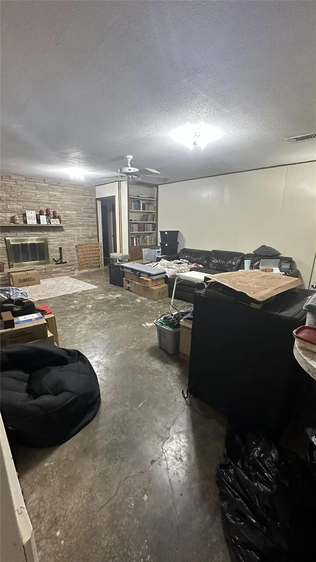 Photo of 1700 Northcrest Drive