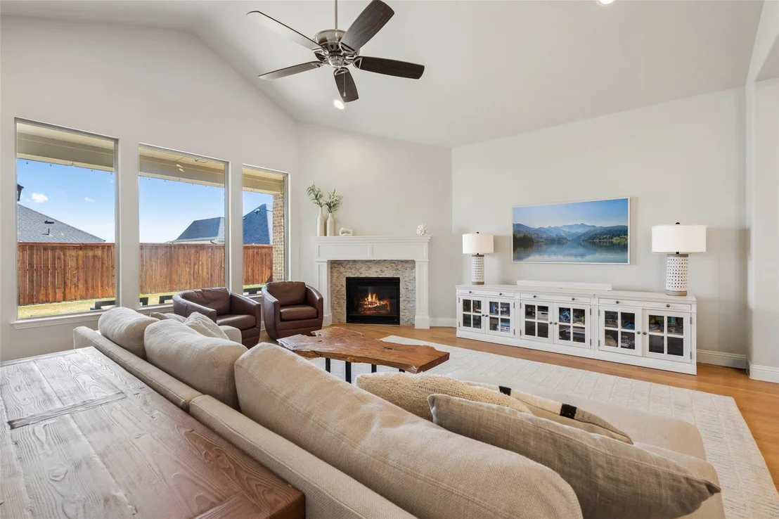 Photo of 1116 Broadmoor Way