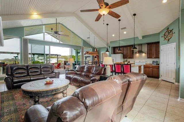 Photo of 1002 Cedar Drive