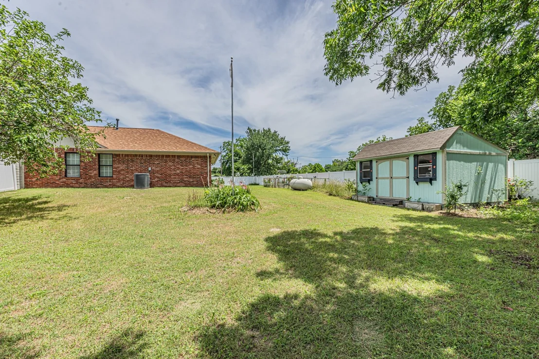 Photo of 204 S Spring Branch Trail