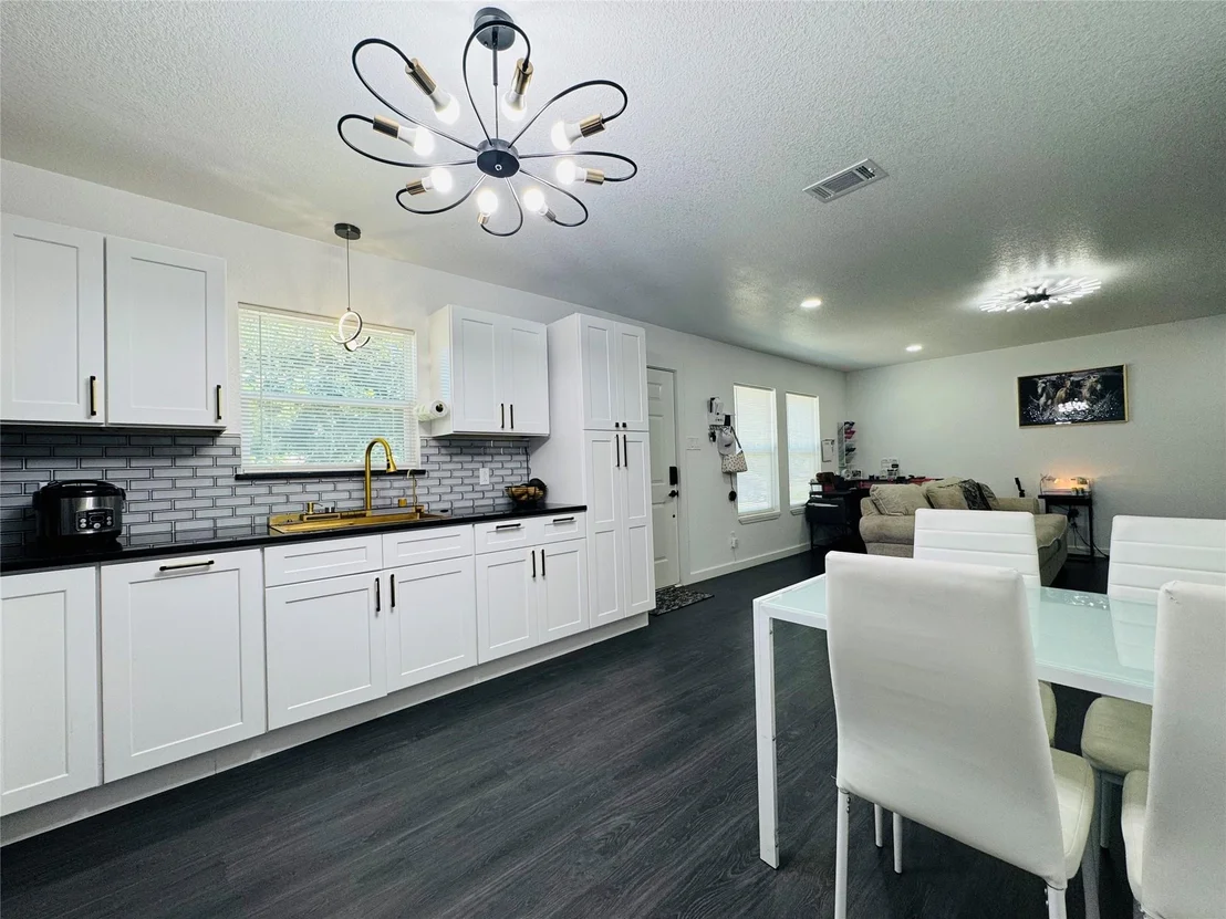 Photo of 3830 Colina Lane