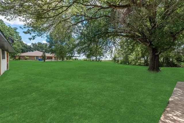 Photo of 906 Mesquite Lane