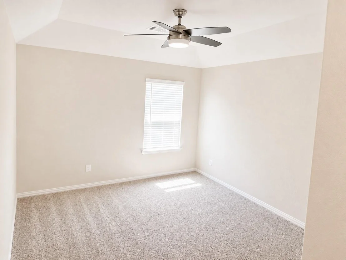 Photo of 136 Bowling Green Avenue