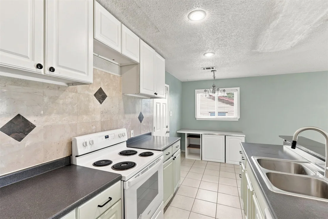Photo of 4207 Rainier Street