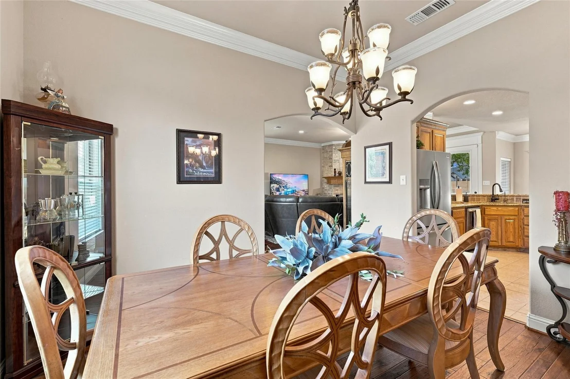 Photo of 6909 Westover Drive