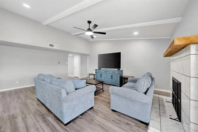 Photo of 4333 Woodbluff Drive