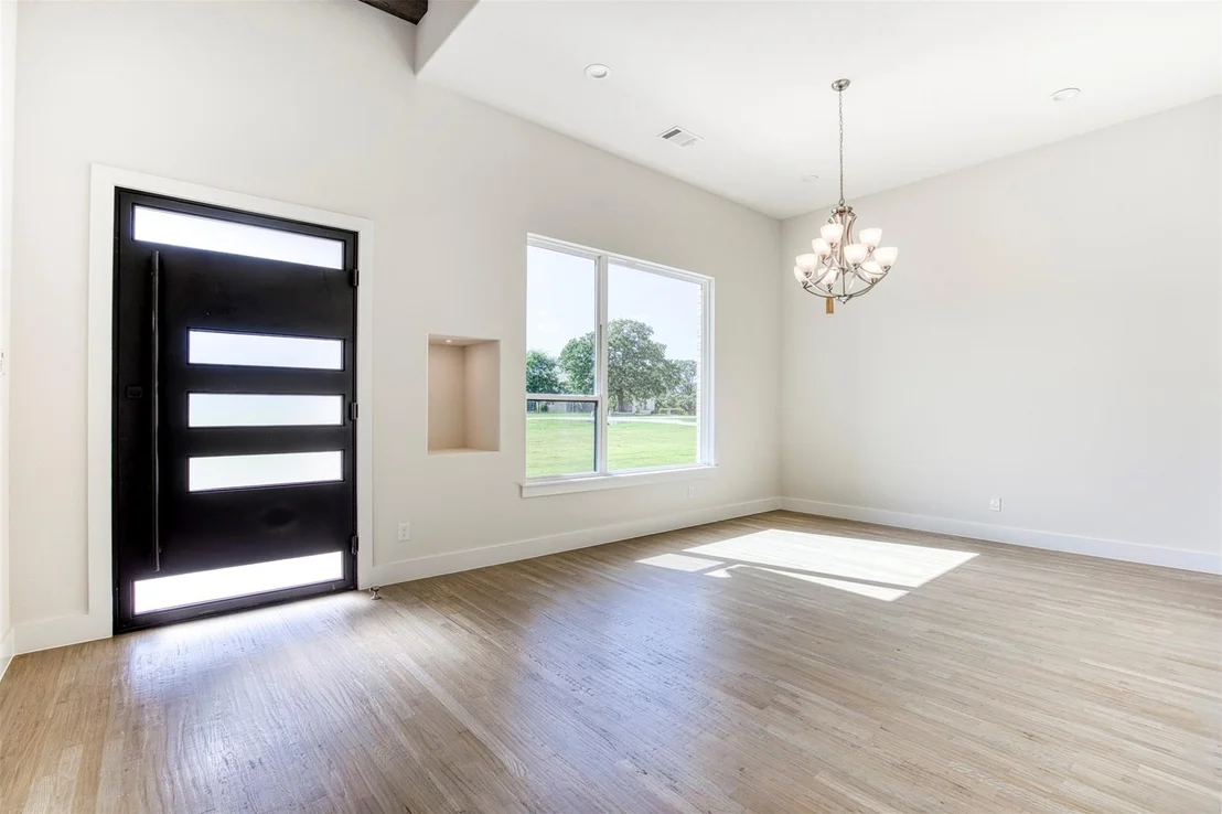 Photo of 1044 Hidden Oaks Drive