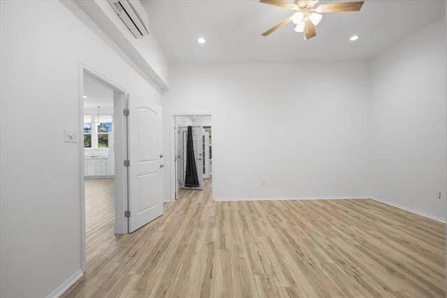 Photo of 6990 Pin Oak Road