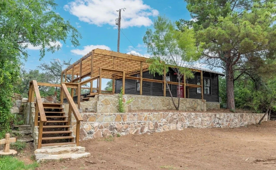Photo of 3296 Campbell Trail