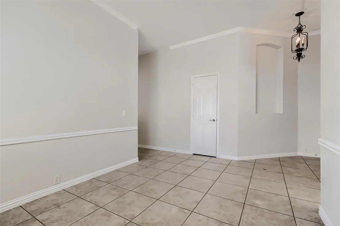 Photo of 1208 Dover Heights Trail