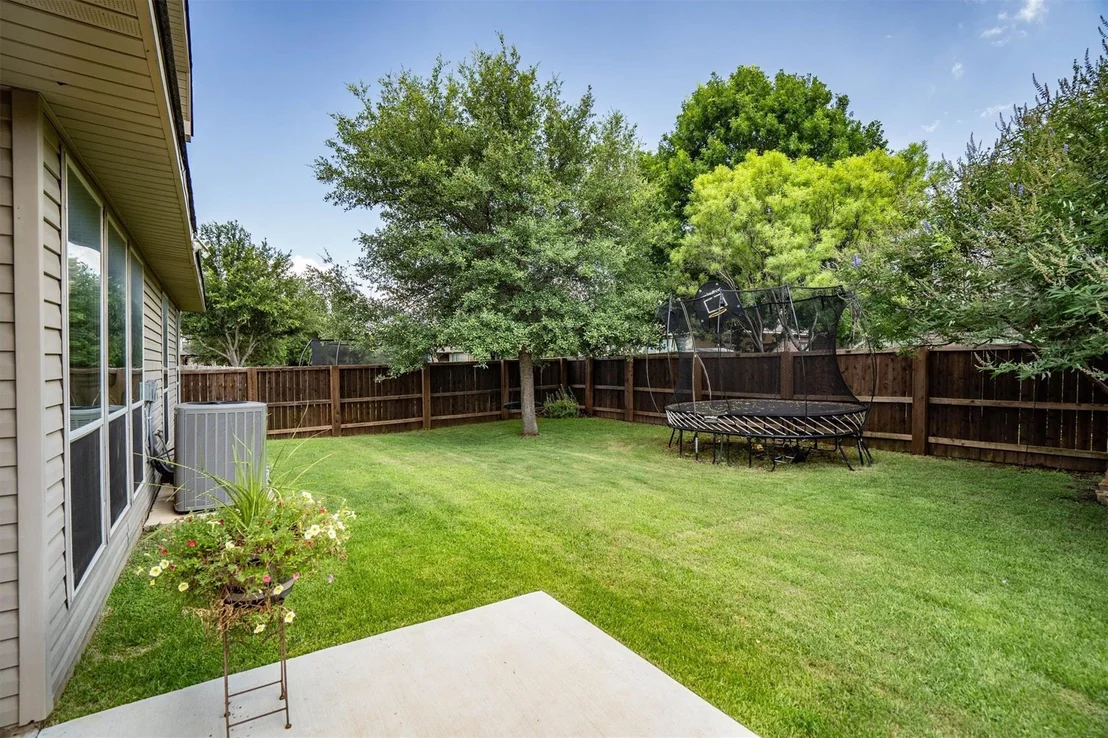 Photo of 3305 Hornbeam Street
