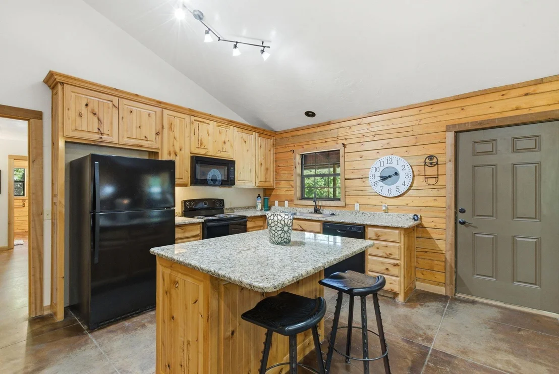 Photo of 2197 Netherly Lane