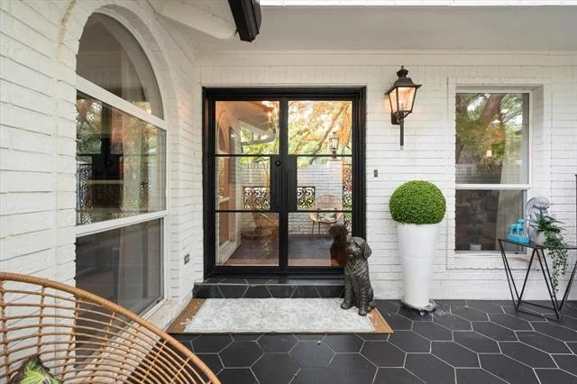 Photo of 2202 Highland Circle