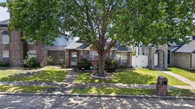 Photo of 2422 Weatherby Drive