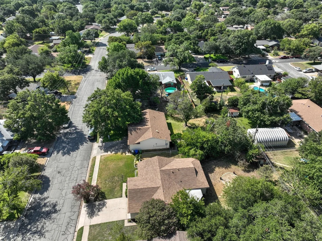 Photo of 2012 Mountainview Drive