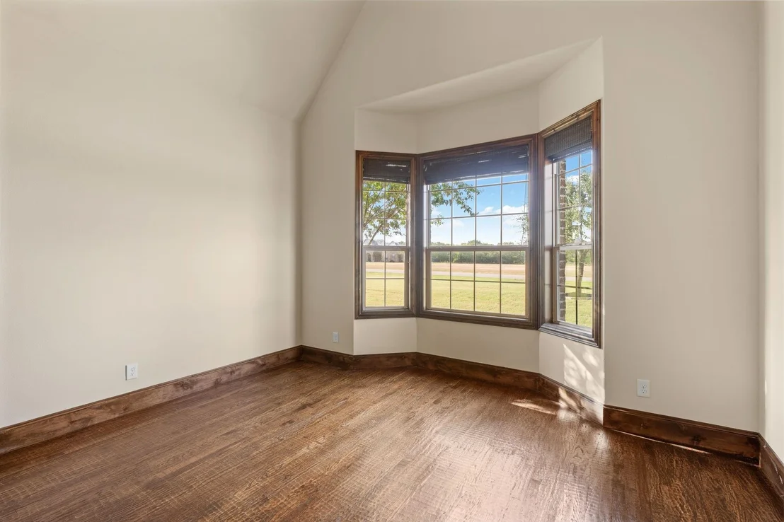 Photo of 5001 White Pine Drive