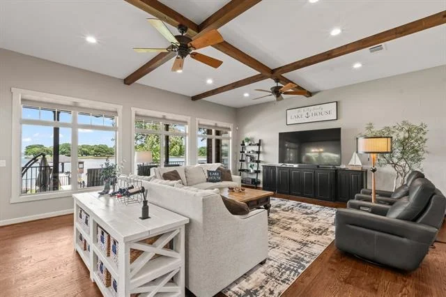 Photo of 229 N Beverly Drive