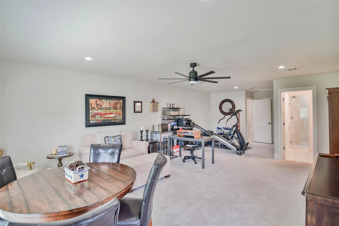 Photo of 8021 White Drive