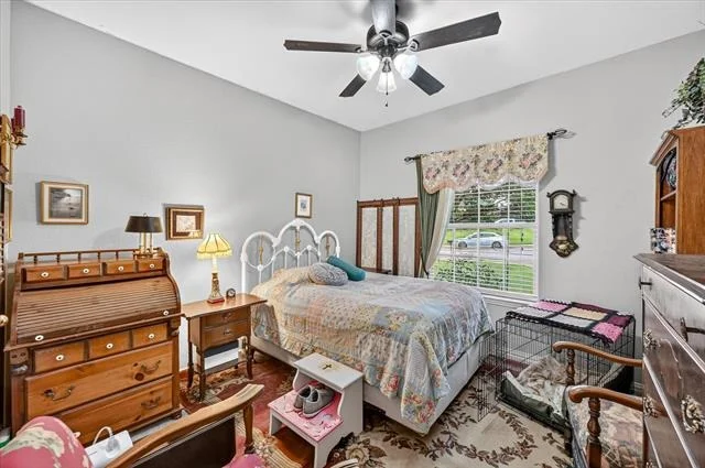 Photo of 851 Bridle Path