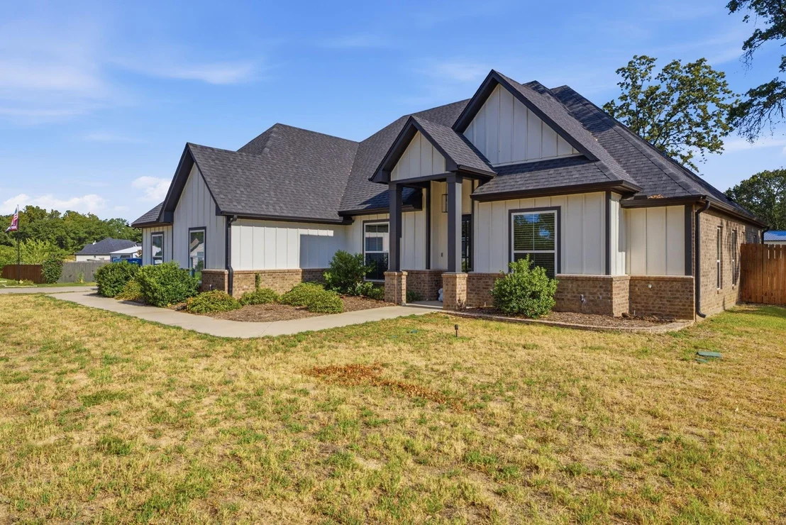 Photo of 158 Forest View Drive