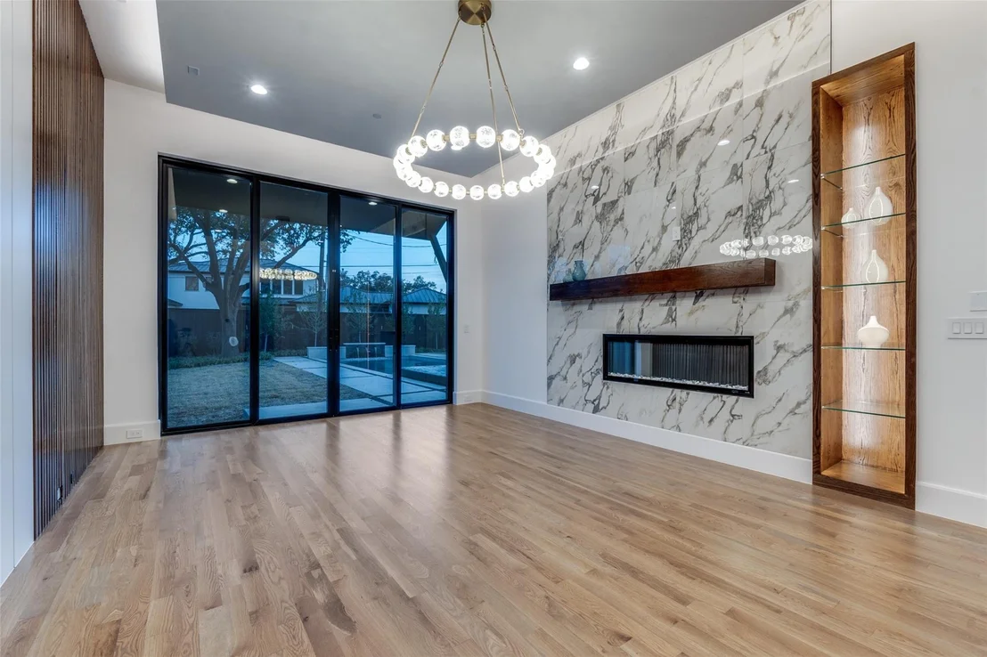 Photo of 6006 Meadow Crest