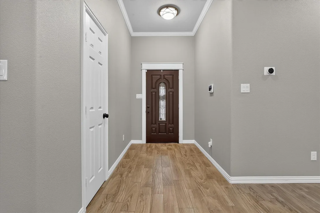 Photo of 1612 Tanglewood Drive