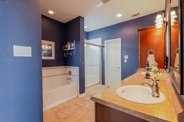 Photo of 1002 Cedar Drive