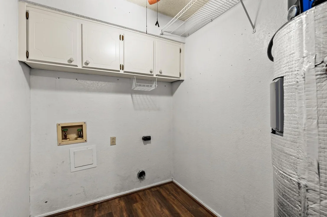 Photo of 7100 Canterbury Drive