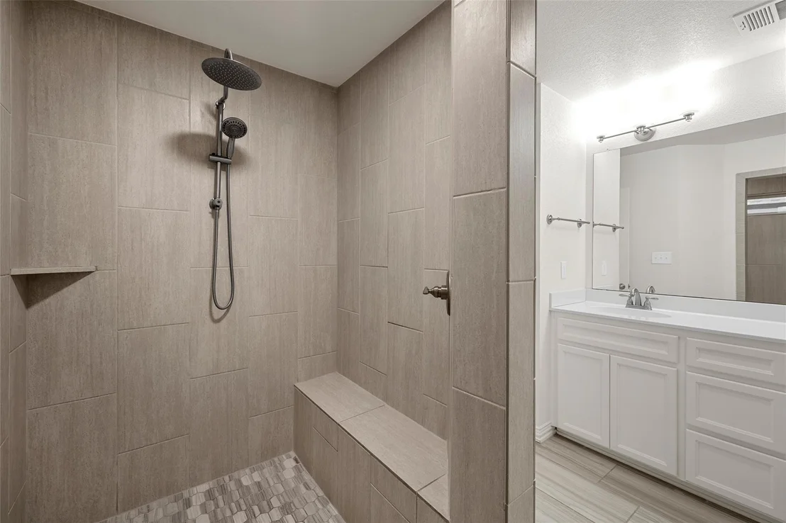 Photo of 2515 Paisley Drive