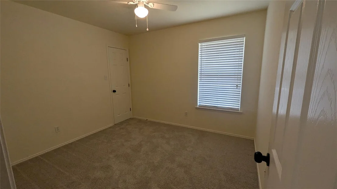 Photo of 916 Heberle Drive
