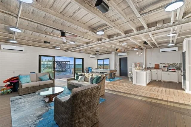 Photo of 12210 Lake Forest Drive