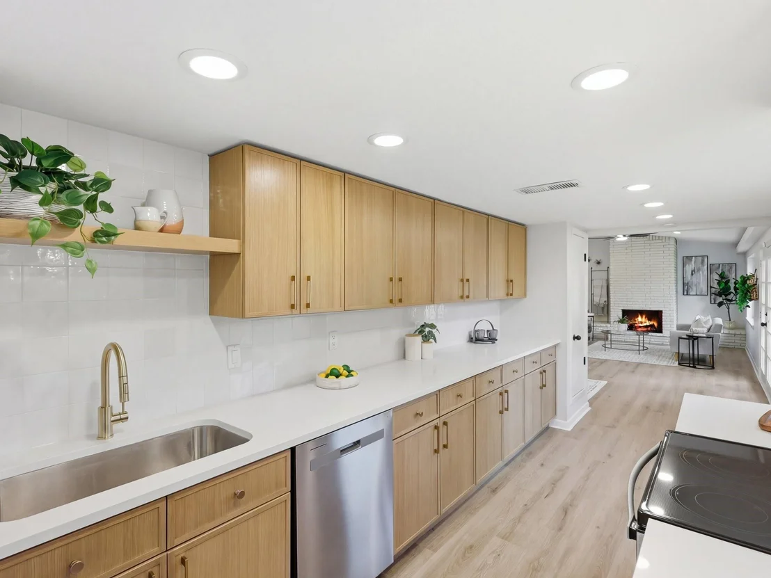 Photo of 732 Pinehurst Drive