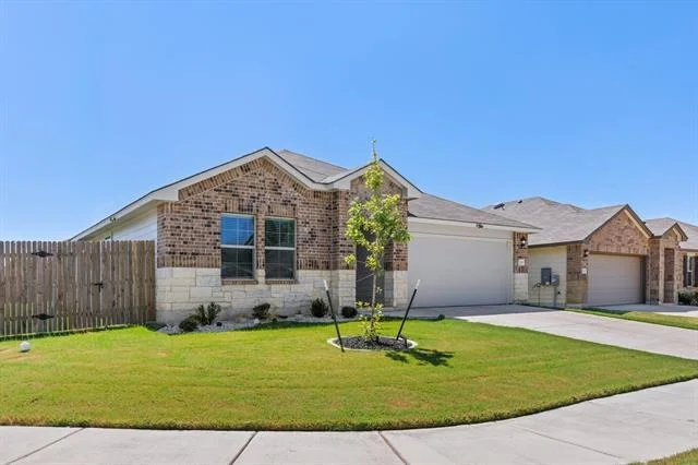 Photo of 2506 Rollett Drive