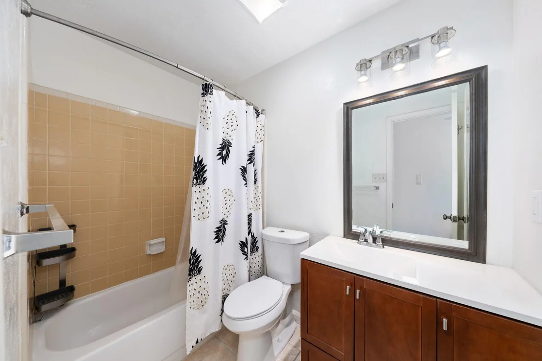 Photo of 413 Sandy Knoll Drive