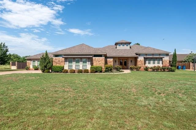 Photo of 302 Southwind Circle