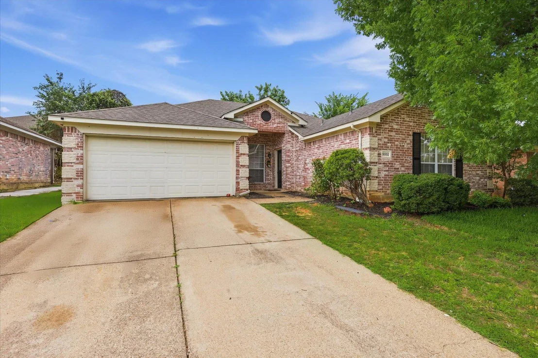 Photo of 5002 Bayberry Drive