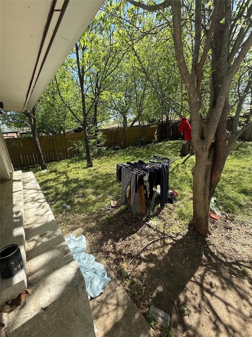 Photo of 6036 Harrison Way