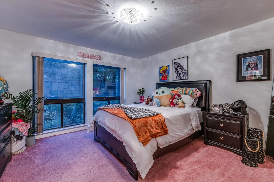 Photo of 6321 Spring Valley Road
