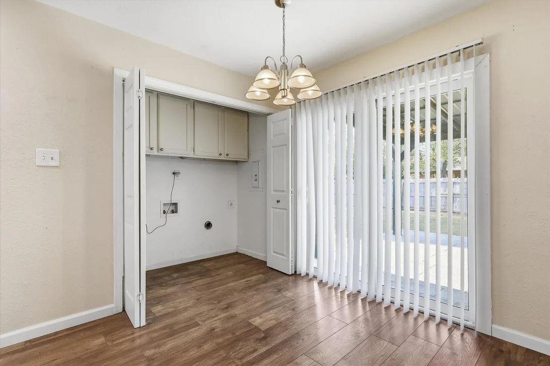 Photo of 5561 Rutledge Drive