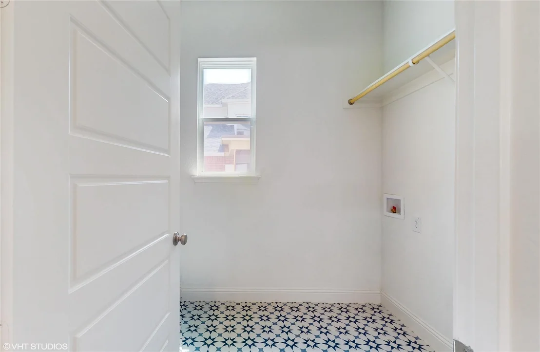 Photo of 14404 Walsh Avenue