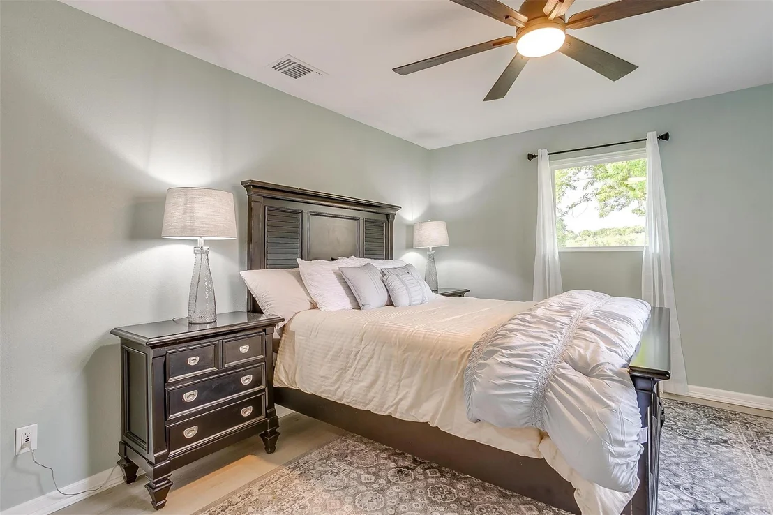Photo of 520 Deer Trail