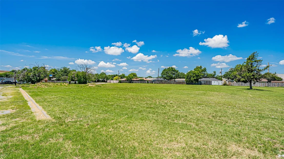 Photo of 730 S Cherry Lane