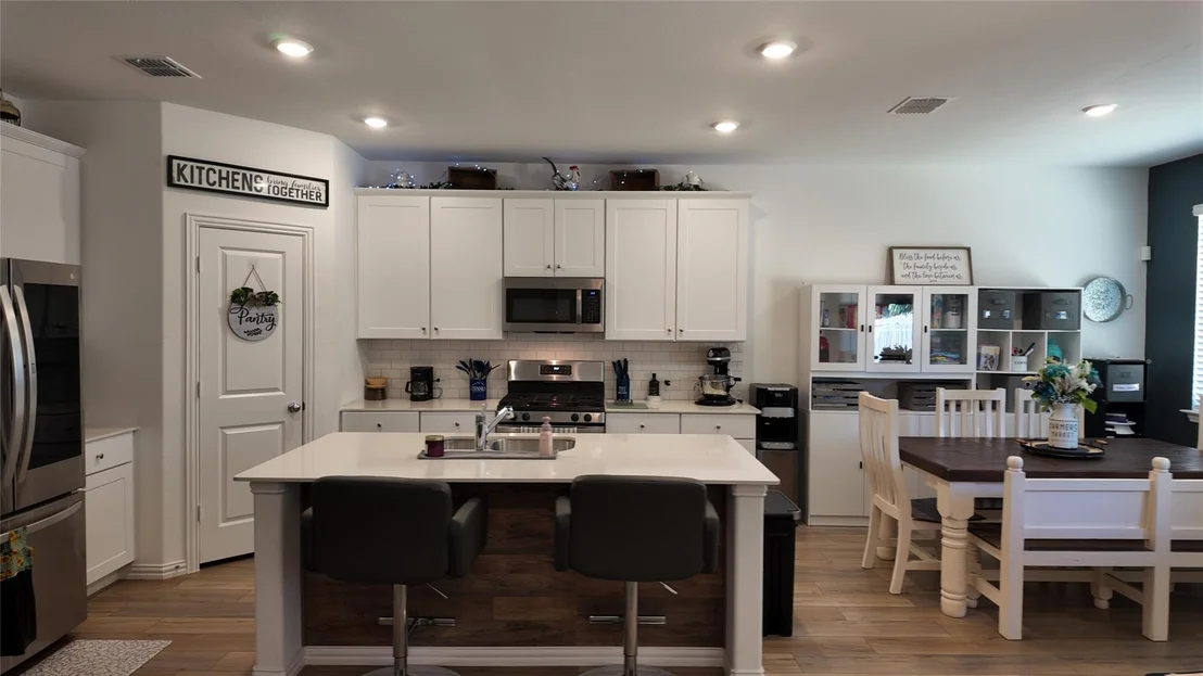 Photo of 1221 Pistachio Drive