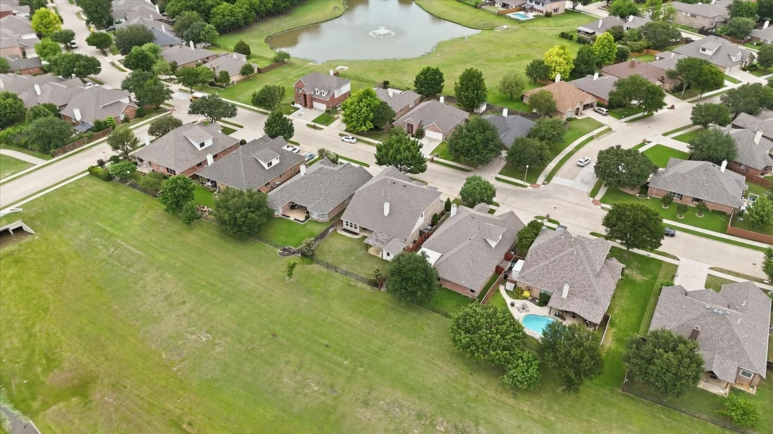 Photo of 5405 Parkplace Drive