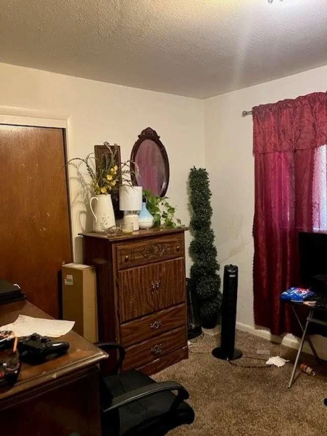 Photo of 2923 Eugene Street